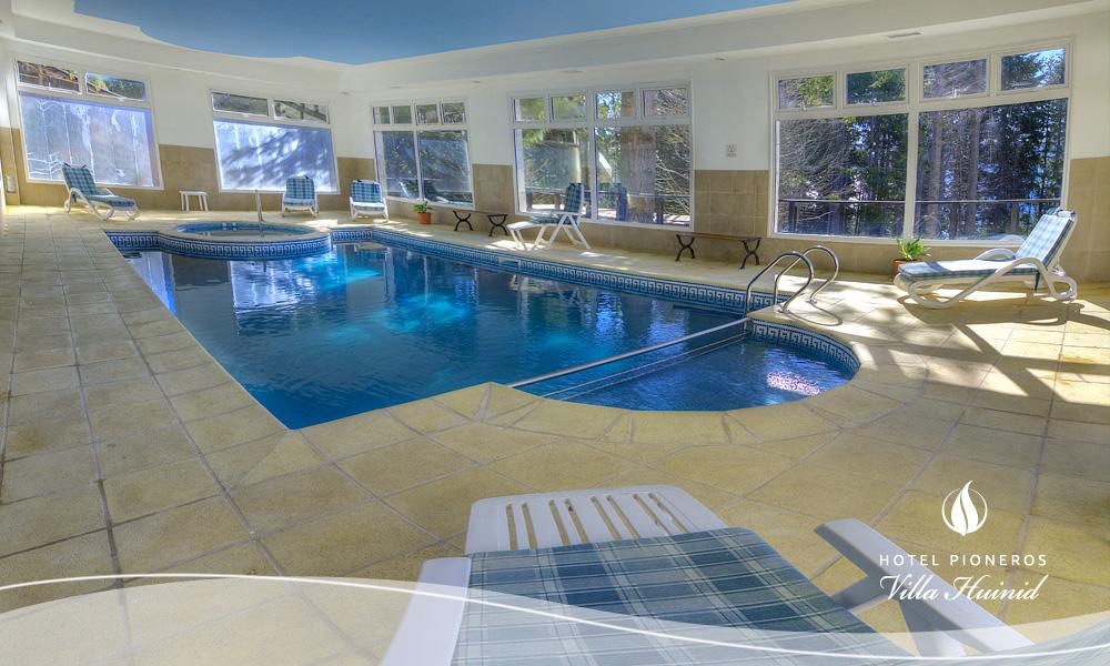 Huinid Pioneros Hotel Сан-Карлос-де-Барілоче Екстер'єр фото