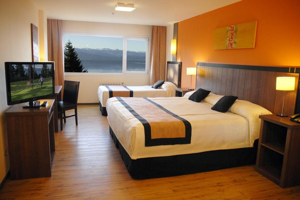 Huinid Pioneros Hotel Сан-Карлос-де-Барілоче Екстер'єр фото